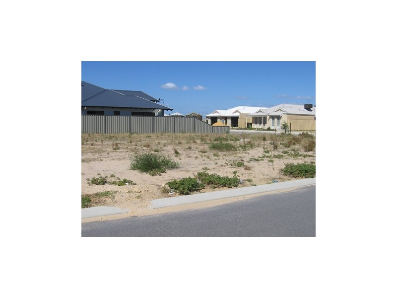 1 Lexar Bend, Shoalwater WA 6169