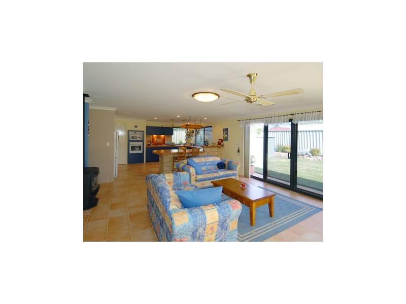 12 Madras Crescent, Port Kennedy WA 6172