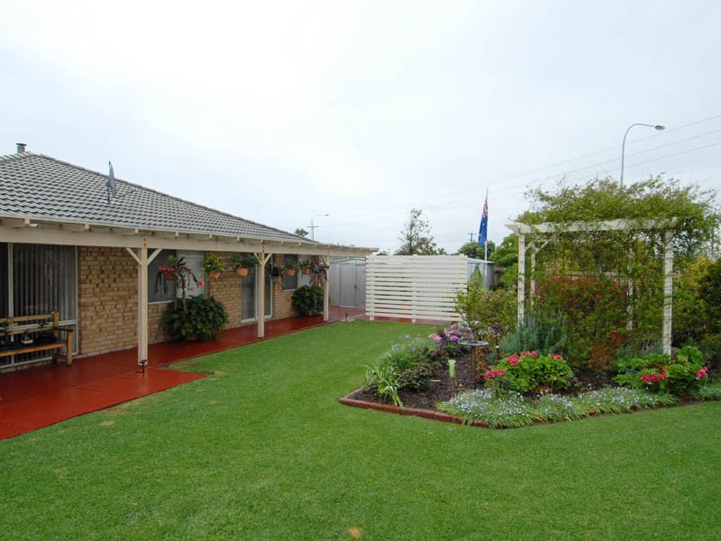 14 Marigold Place, Waikiki WA 6169