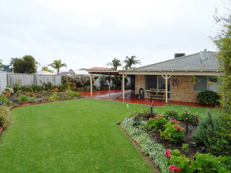 14 Marigold Place, Waikiki WA 6169