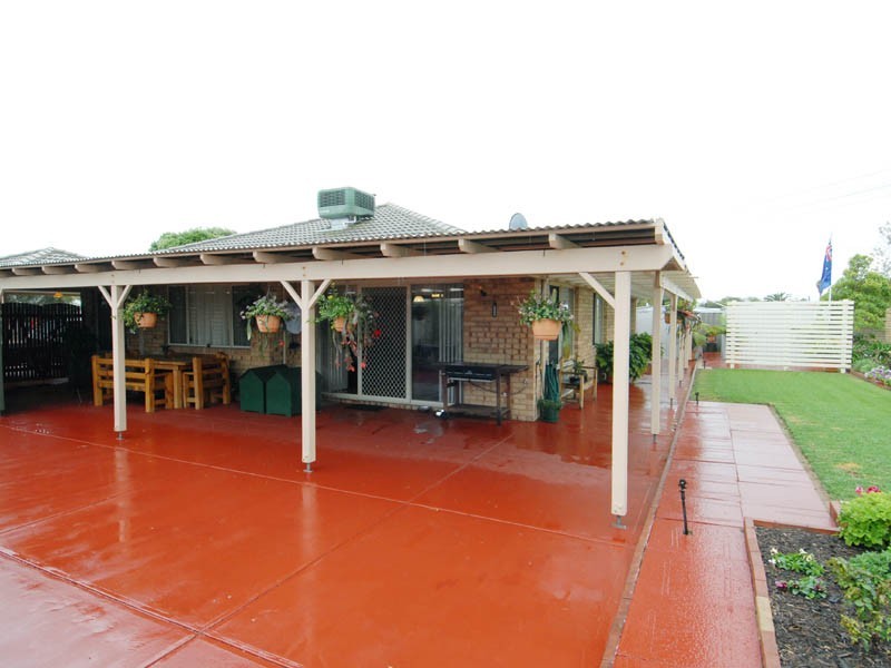 14 Marigold Place, Waikiki WA 6169