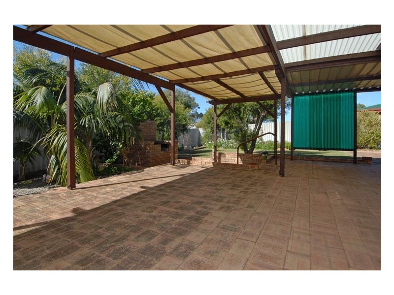5 Nova Court, Cooloongup WA 6168