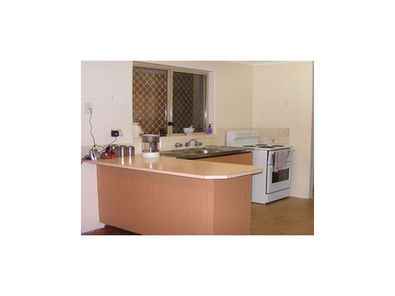 27 Bideford Street, Warnbro WA 6169