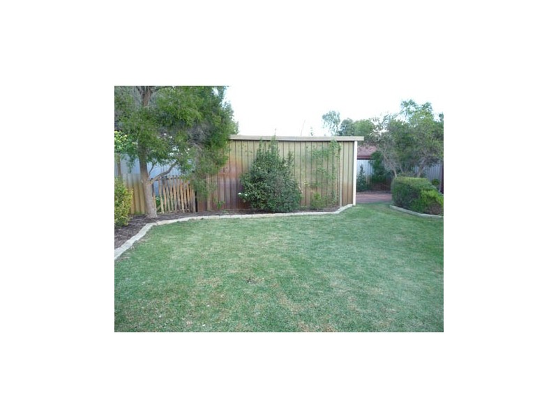 94 Georgetown Drive, Safety Bay WA 6169