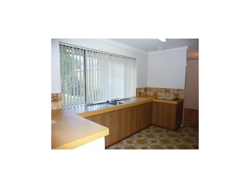 94 Georgetown Drive, Safety Bay WA 6169