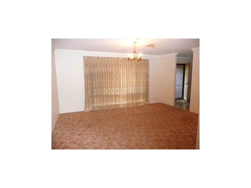 94 Georgetown Drive, Safety Bay WA 6169