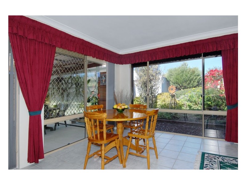 24 Campbell Way, Rockingham WA 6168