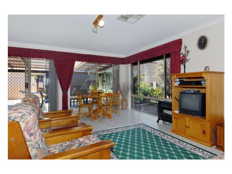 24 Campbell Way, Rockingham WA 6168