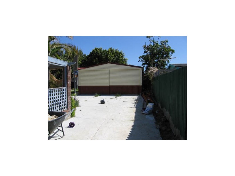 3 Brixham Way, Warnbro WA 6169