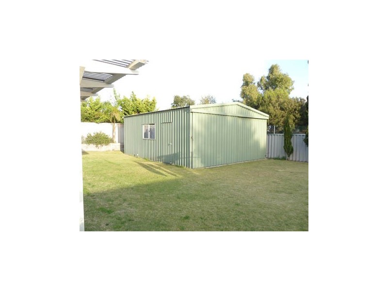 2 Cobia Rise, Warnbro WA 6169