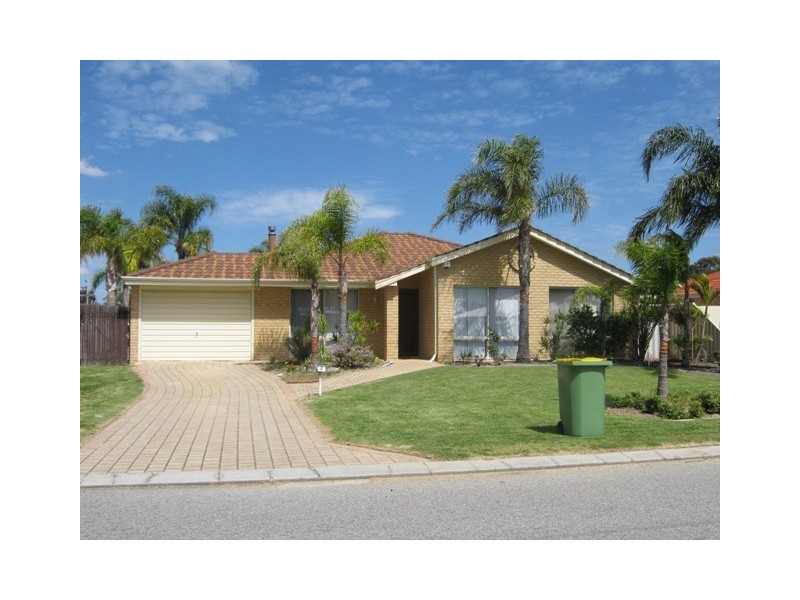 4 Aroona Way, Maddington WA 6109