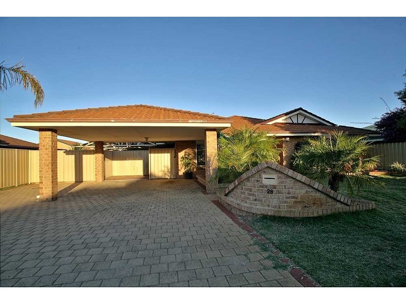 28 Brushbox Way, Huntingdale WA 6110