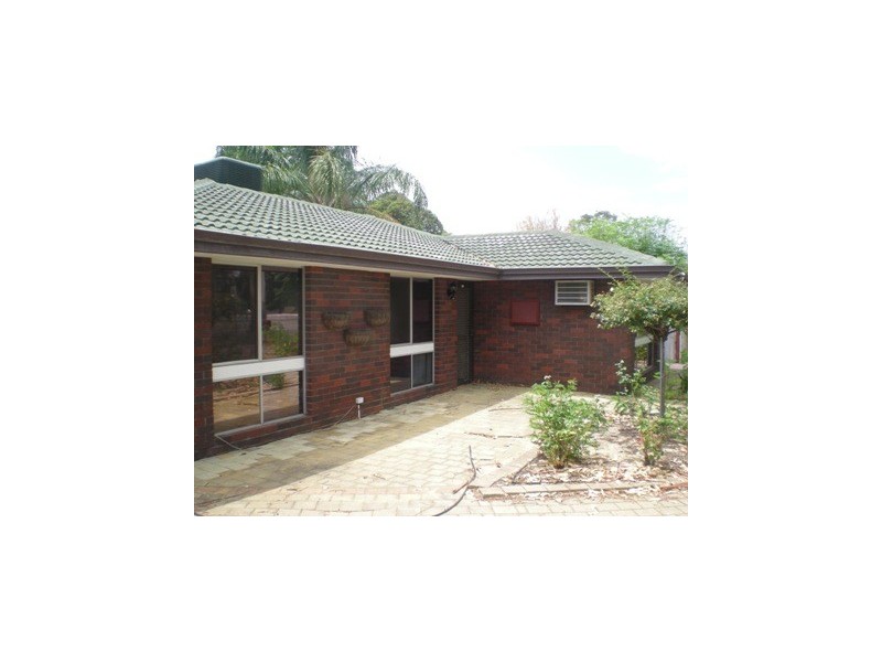 2 Matilda Street, Huntingdale WA 6110