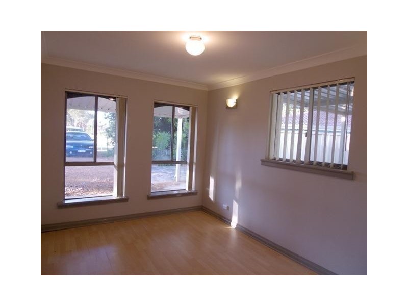 24 Alciston Way, Huntingdale WA 6110