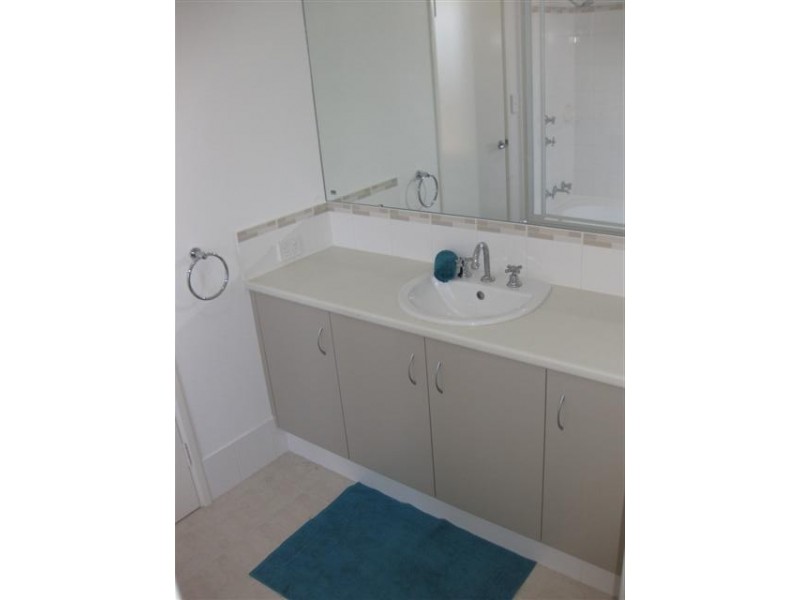 9 / 275  Fraser Road, Canning Vale WA 6155