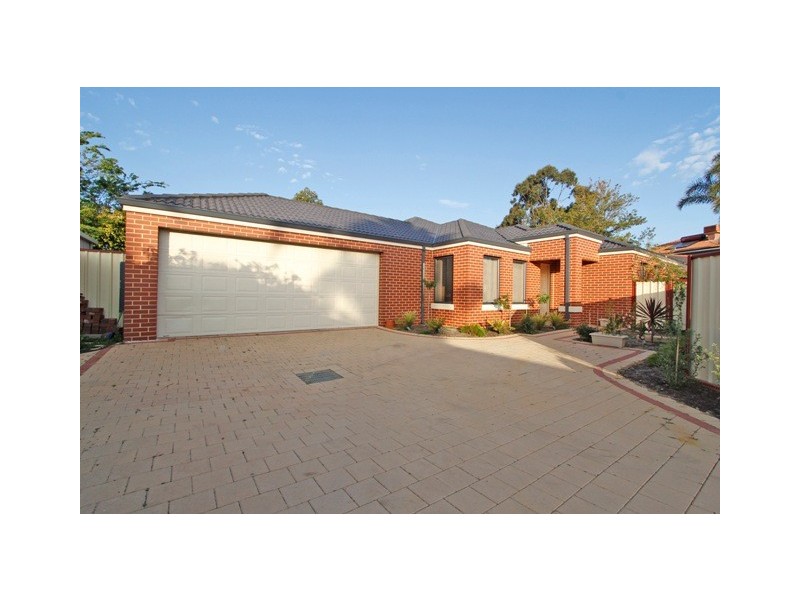 15A Seville Drive, Seville Grove WA 6112