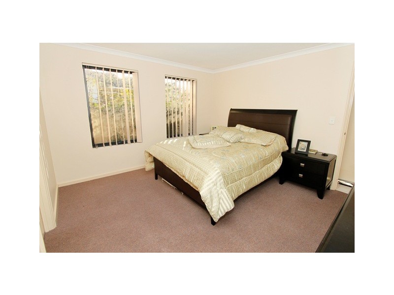 15A Seville Drive, Seville Grove WA 6112