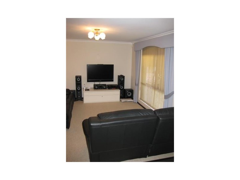 58 Kingsford Way, Huntingdale WA 6110