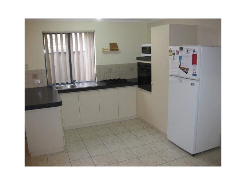 4 / 211 Brixton Street, Kenwick WA 6107