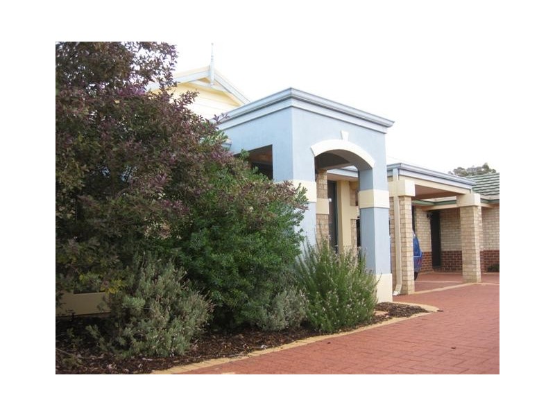 4 / 211 Brixton Street, Kenwick WA 6107