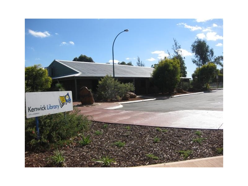 4 / 211 Brixton Street, Kenwick WA 6107