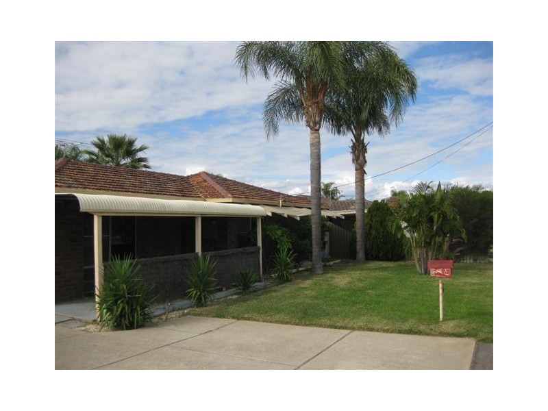 120 Chamberlain Street, Gosnells WA 6110