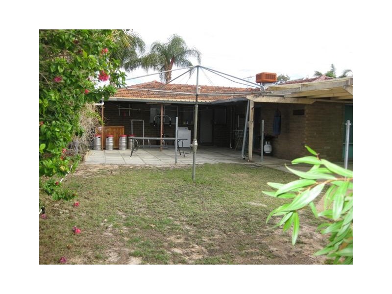 120 Chamberlain Street, Gosnells WA 6110