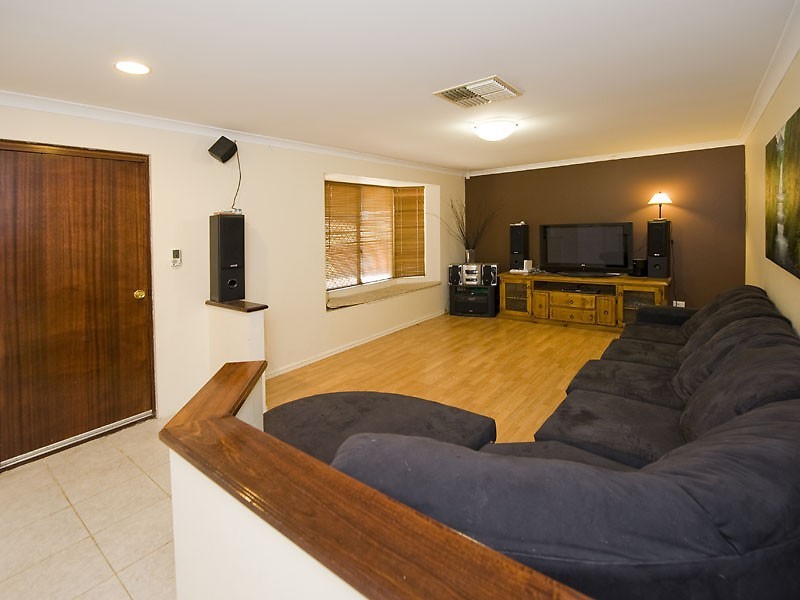 3 Snook Place, Seville Grove WA 6112