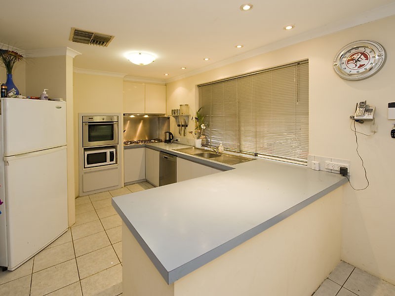 3 Snook Place, Seville Grove WA 6112