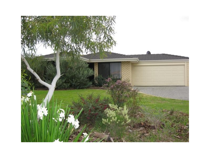 2 Cavenagh Court, Beckenham WA 6107