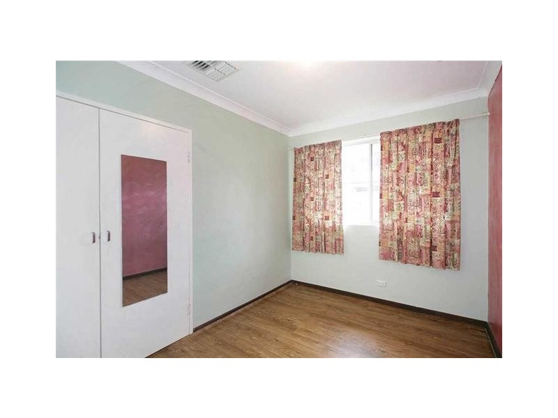 99 Harpenden, Huntingdale WA 6110