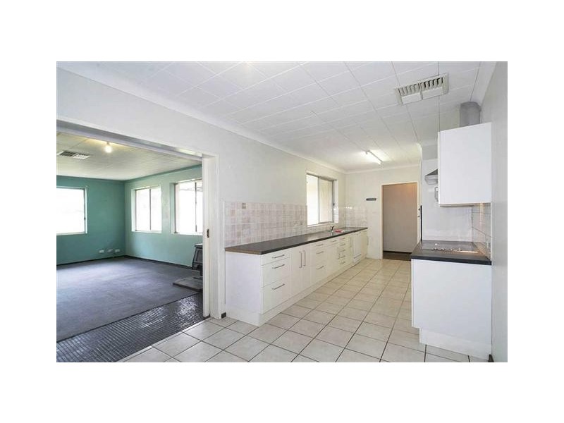 99 Harpenden, Huntingdale WA 6110