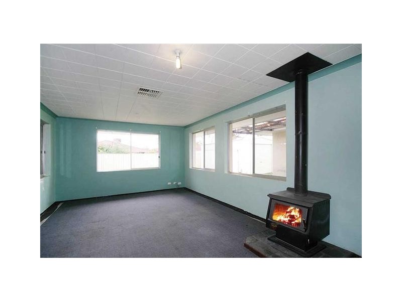 99 Harpenden, Huntingdale WA 6110