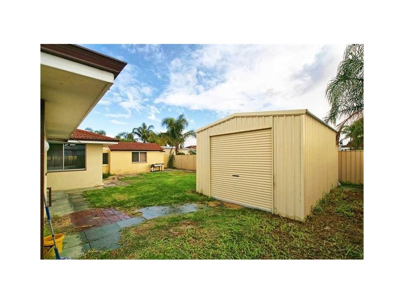 99 Harpenden, Huntingdale WA 6110