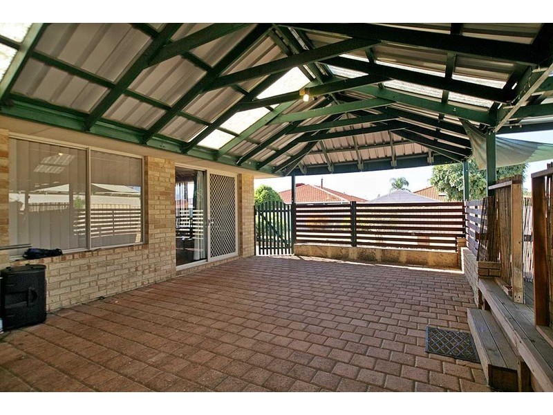 23 Lucinda Court, Huntingdale WA 6110