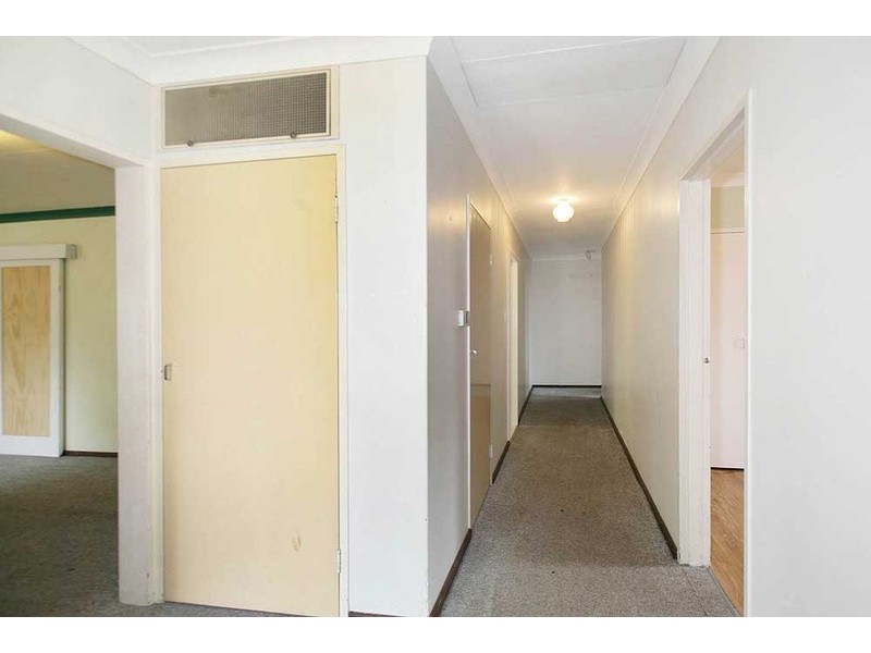 99 Harpenden Street, Huntingdale WA 6110