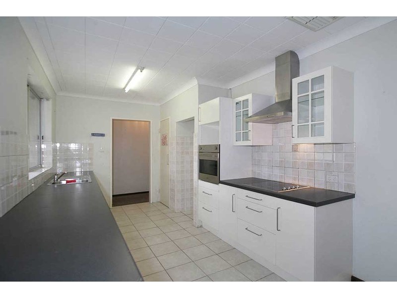 99 Harpenden Street, Huntingdale WA 6110