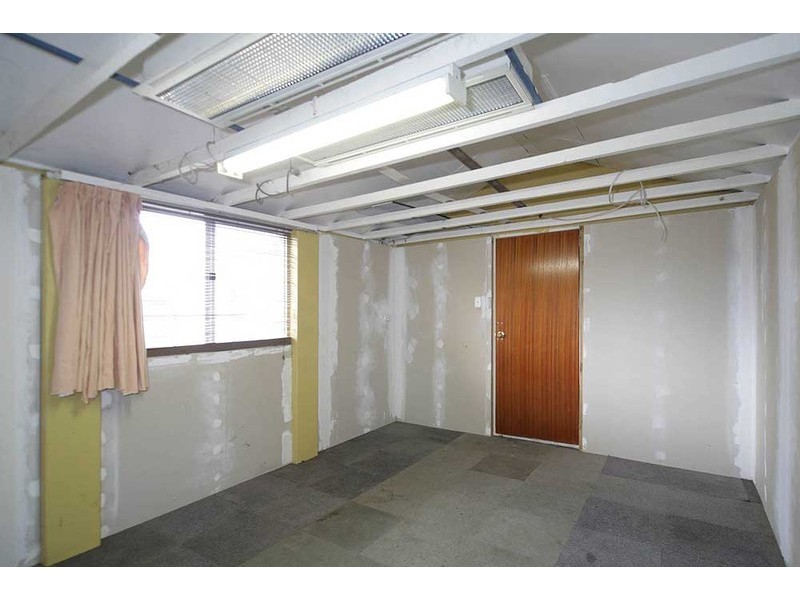 99 Harpenden Street, Huntingdale WA 6110