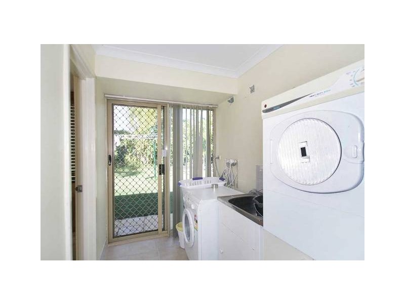 12 Pimelia Grove, Thornlie WA 6108