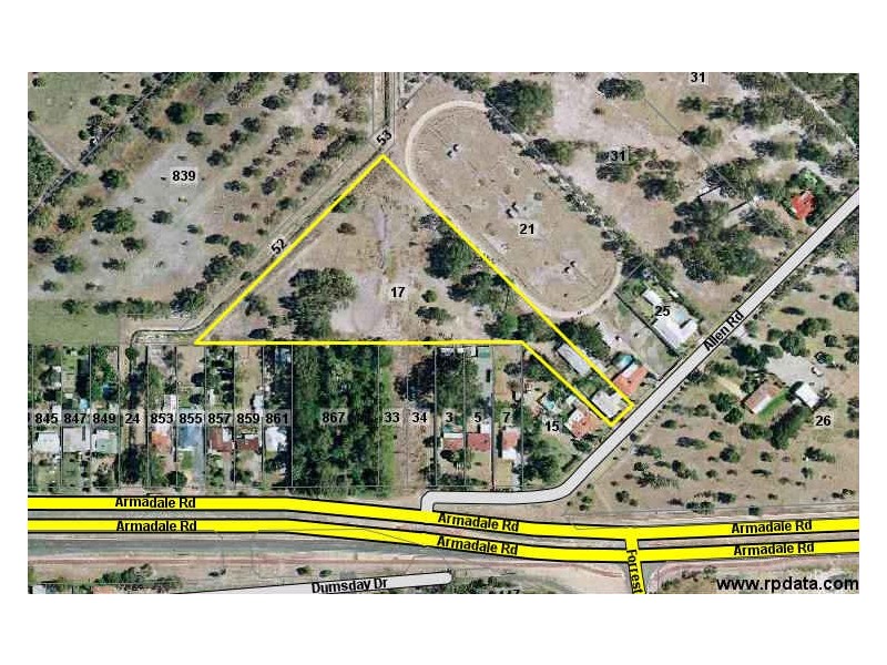 17 Allen Road, Forrestdale WA 6112