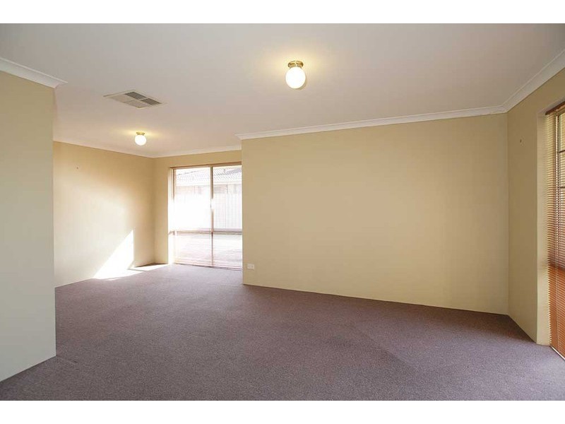 9 Blakemore Retreat, Huntingdale WA 6110