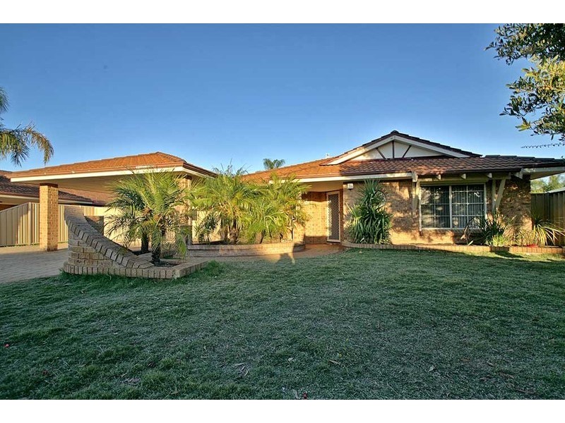 28 Brushbox Way, Huntingdale WA 6110