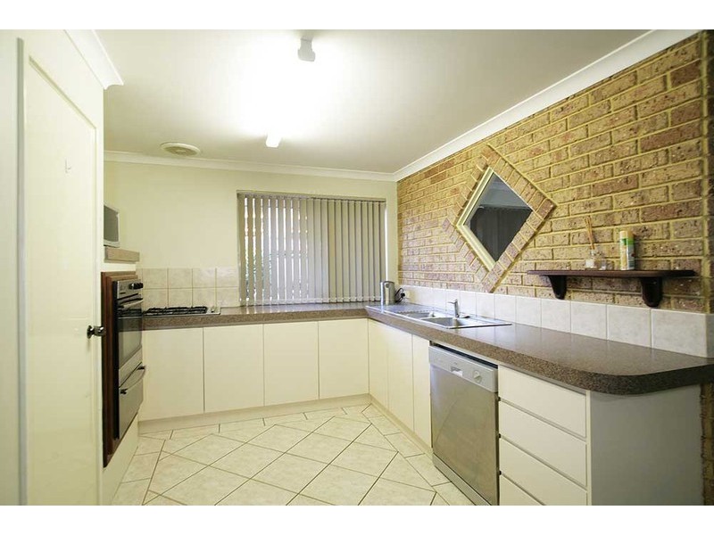 28 Brushbox Way, Huntingdale WA 6110