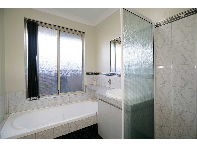 28 Brushbox Way, Huntingdale WA 6110