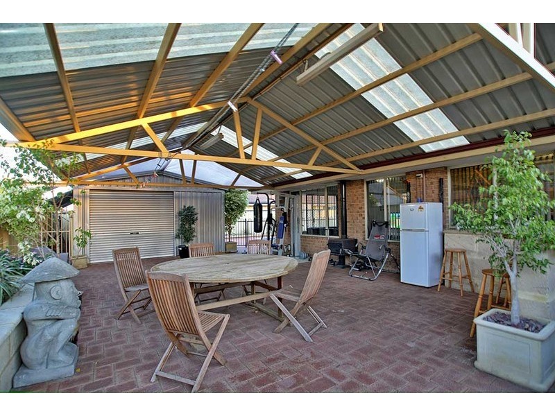 28 Brushbox Way, Huntingdale WA 6110