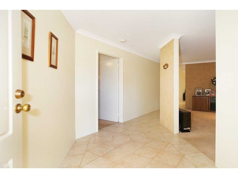 5 Kirby Court, Huntingdale WA 6110