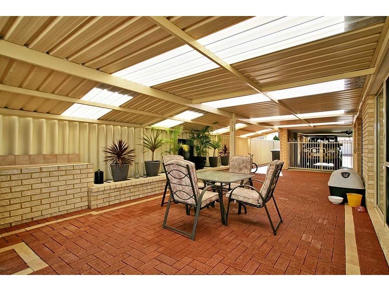 5 Kirby Court, Huntingdale WA 6110