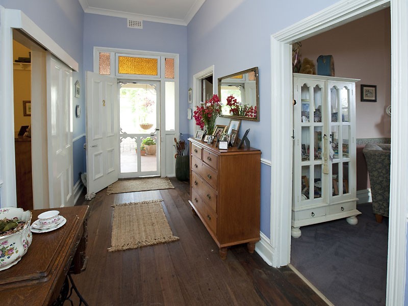 2 Armstrong Road, Kelmscott WA 6111