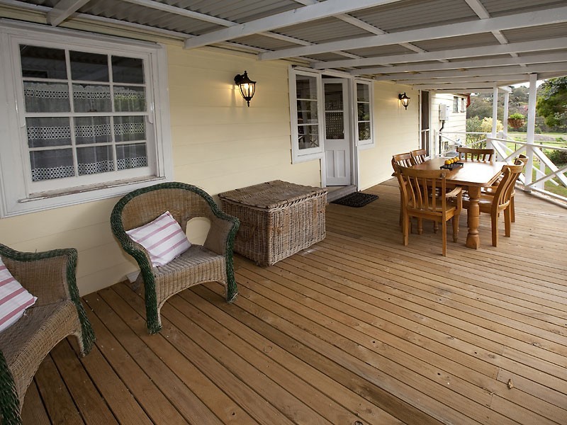 2 Armstrong Road, Kelmscott WA 6111