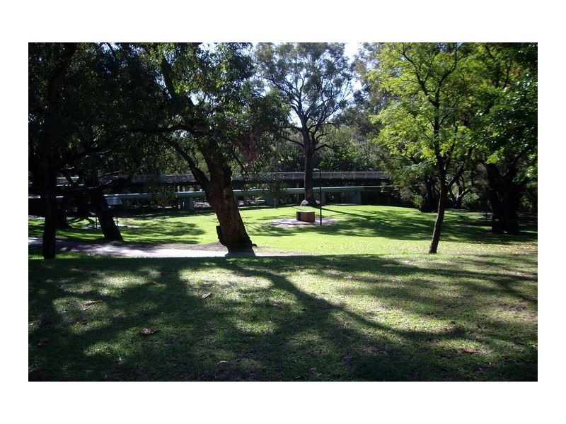 102 Westfield Road, Kelmscott WA 6111